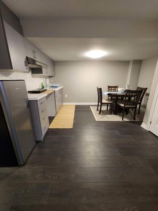 Apartment 1 Bedroom Basement With Separate Entrance Milton